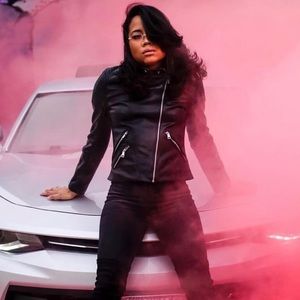 Meet your Posher, Dorothy